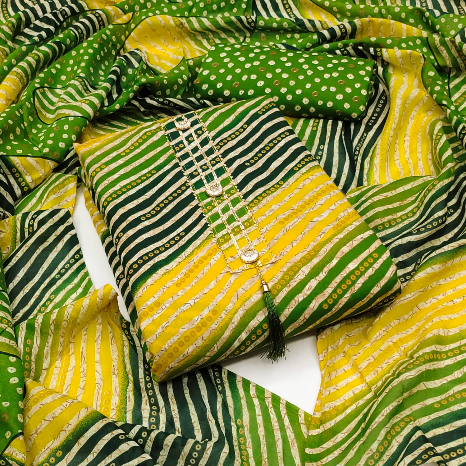 Pacharang Cotton Print Non Catalog Dress Material